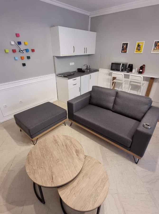 Center Point Thessaloniki Apartment ภายนอก รูปภาพ